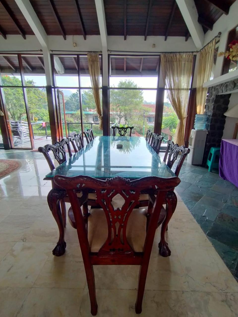 Villa Bukit Danau Lot 14 Cinengangirang Exterior photo